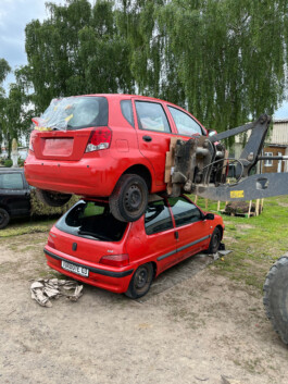 BarneLAB Beteiligungswerkstatt Wunstorf zukunftsfähige Mobilität Barnestraße Verkehrswende Anwohner Vorbote der Mobilitätswende Kunst Kunstinstallation Autos